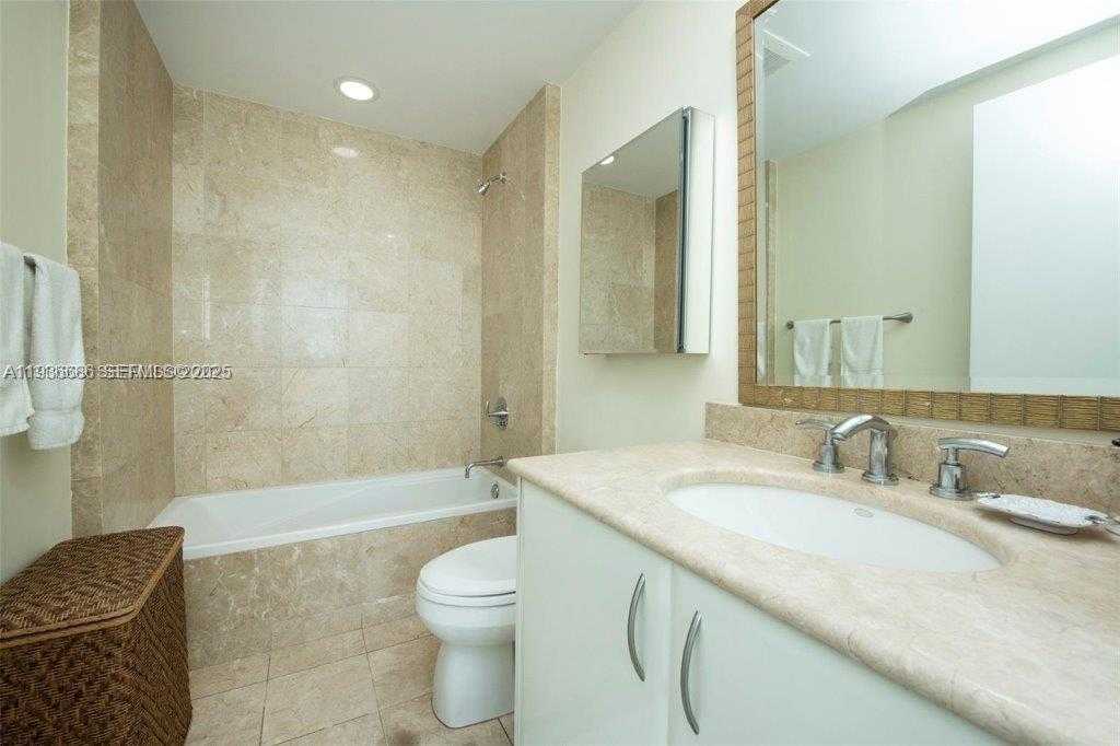 Small Image of 1331 BRICKELL BAY DR #903, Miami Number 20