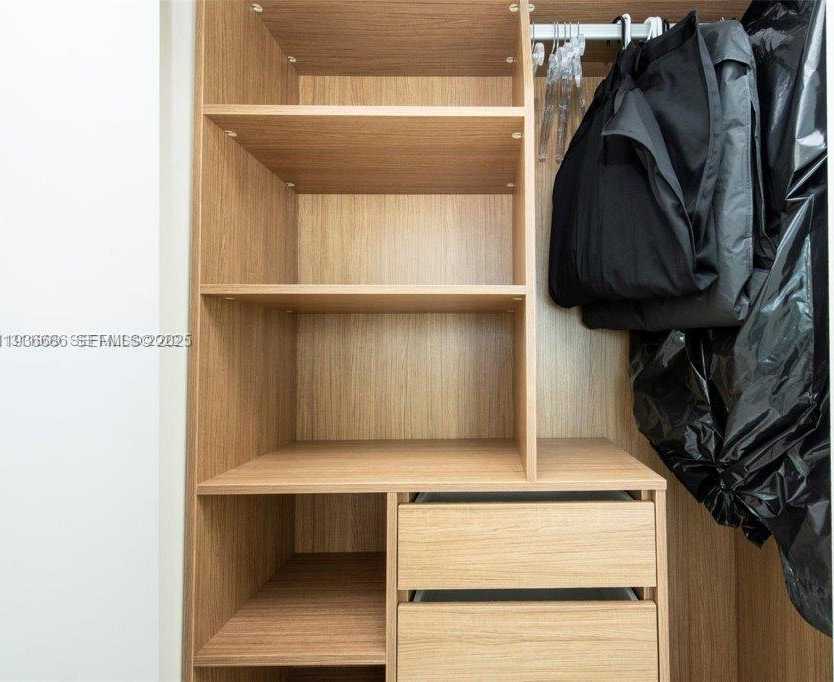 Small Image of 1331 BRICKELL BAY DR #903, Miami Number 21