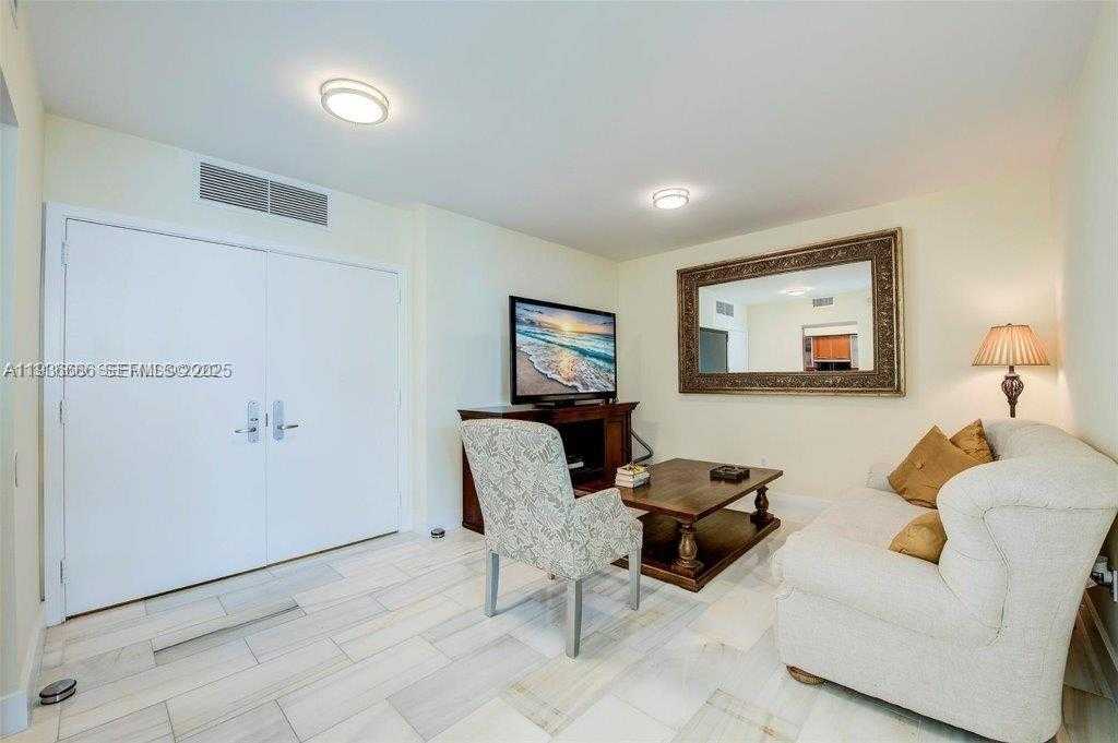 Small Image of 1331 BRICKELL BAY DR #903, Miami Number 5