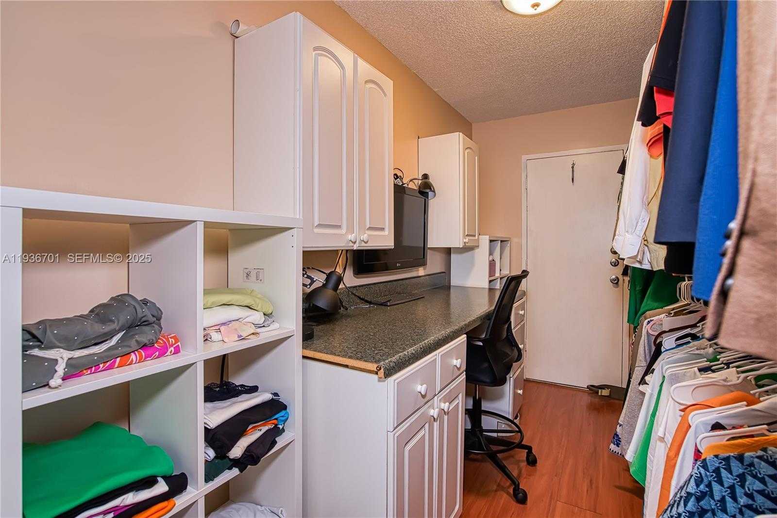 Small Image of 1833 SOUTH OCEAN DR #902, Hallandale Beach Number 13