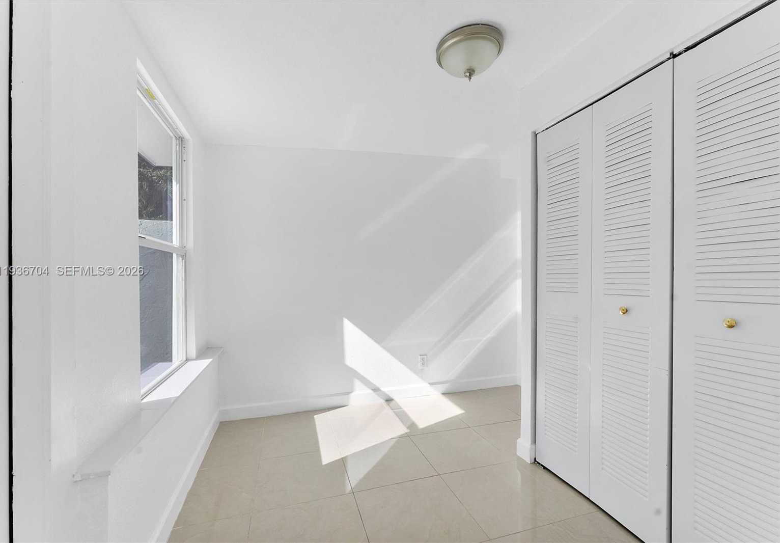 Small Image of 300 SOUTH WEST 11TH CT, Fort Lauderdale Number 18