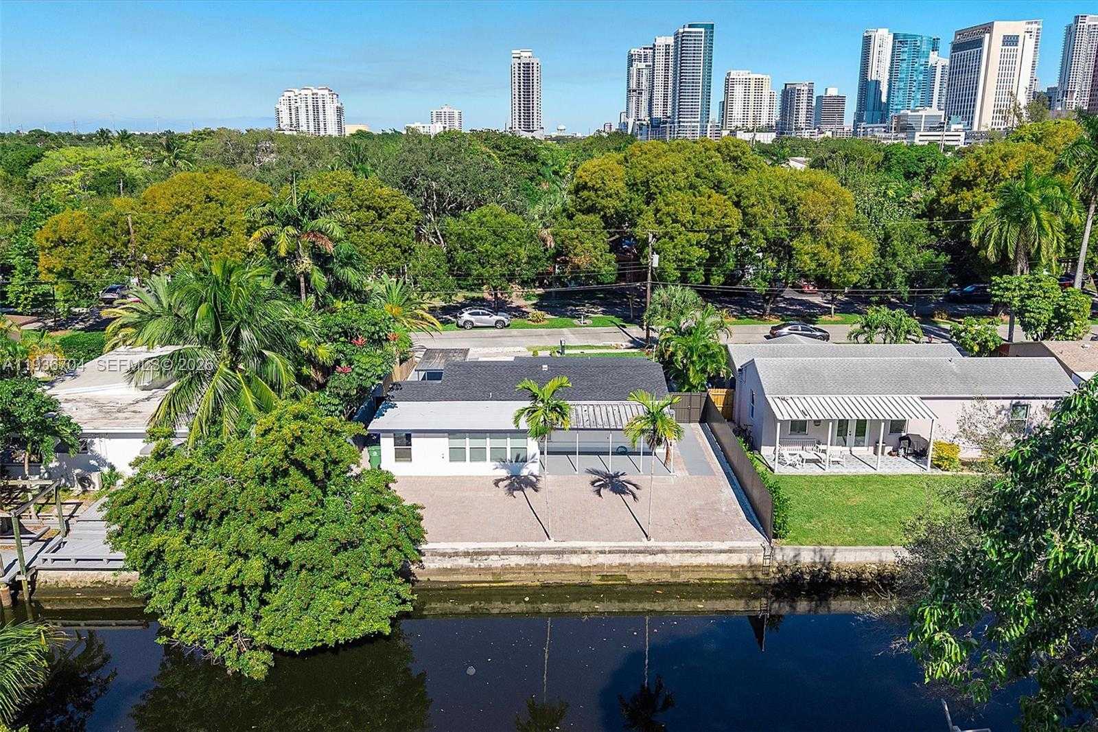 Small Image of 300 SOUTH WEST 11TH CT, Fort Lauderdale Number 42