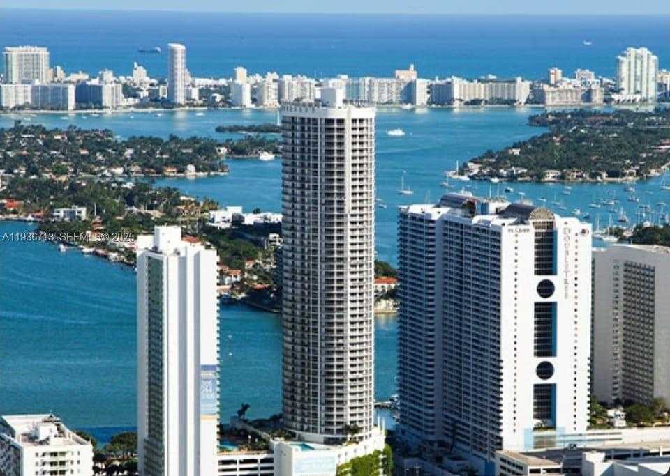 Small Image of 1750 NORTH BAYSHORE DR #1606, Miami Number 2