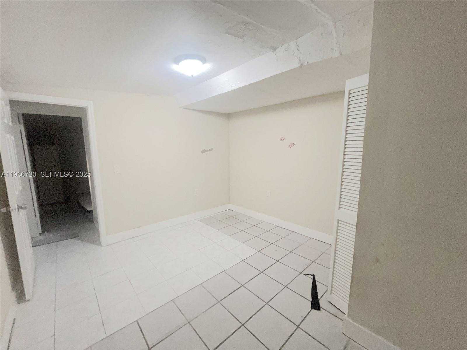 Imagen de Pequeño Objeto