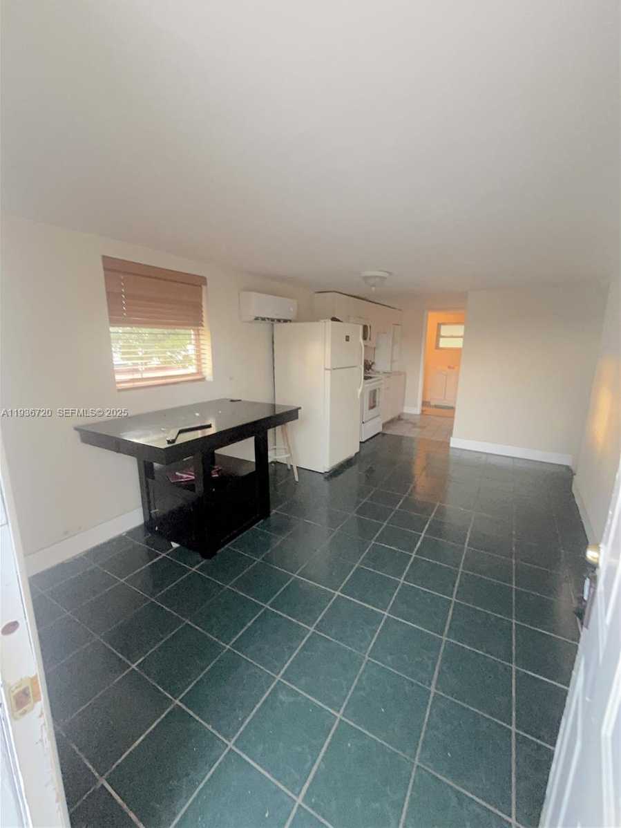 Imagen de Pequeño Objeto