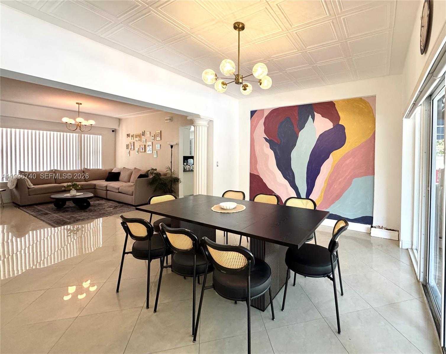 Imagen de Pequeño Objeto