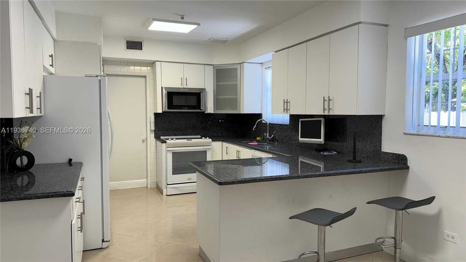 Imagen de Pequeño Objeto