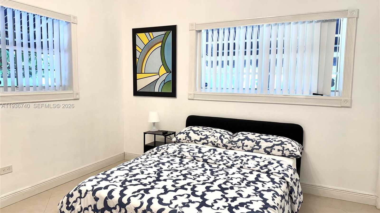 Imagen de Pequeño Objeto