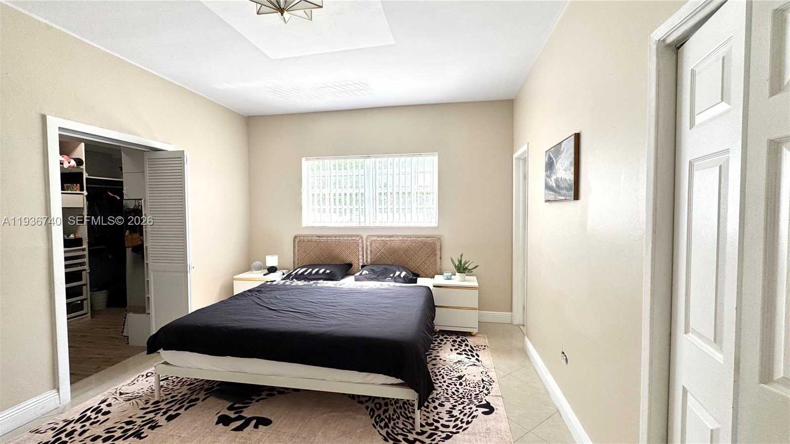 Imagen de Pequeño Objeto