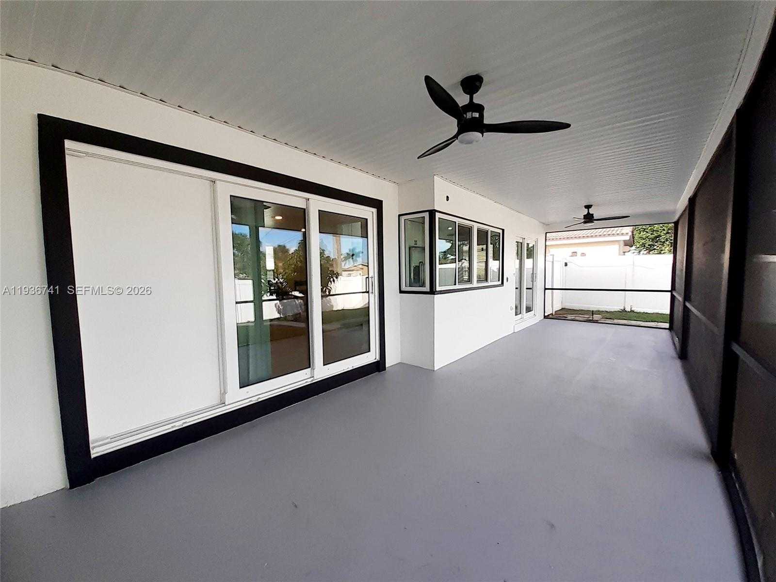 Small Image of 2109 NORTH PARK RD, Hollywood Number 14