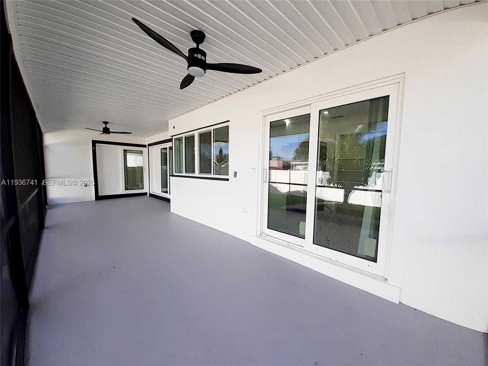 Small Image of 2109 NORTH PARK RD, Hollywood Number 15