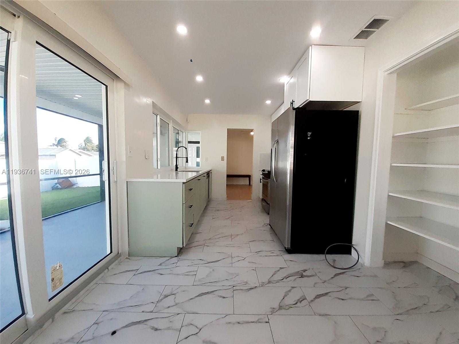 Small Image of 2109 NORTH PARK RD, Hollywood Number 29