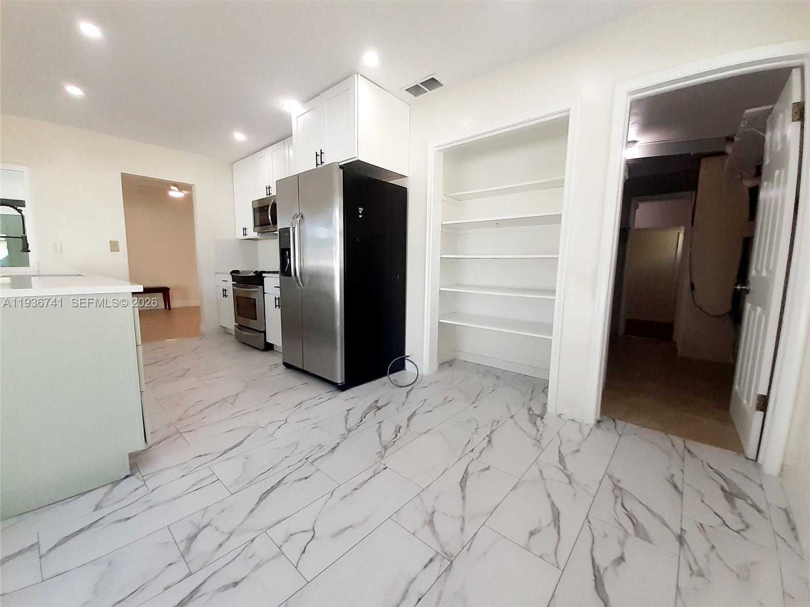 Small Image of 2109 NORTH PARK RD, Hollywood Number 30