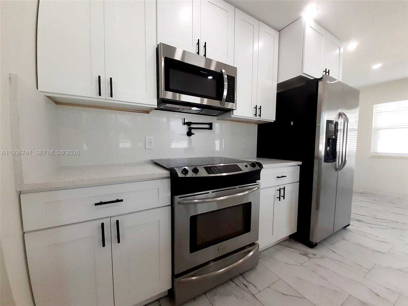 Small Image of 2109 NORTH PARK RD, Hollywood Number 32