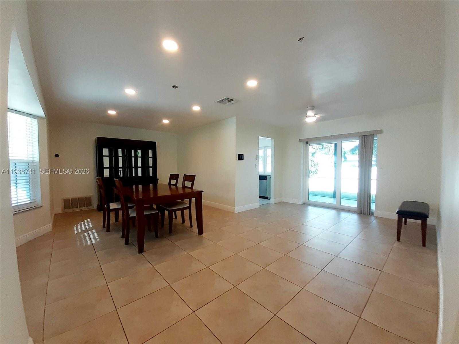 Small Image of 2109 NORTH PARK RD, Hollywood Number 6