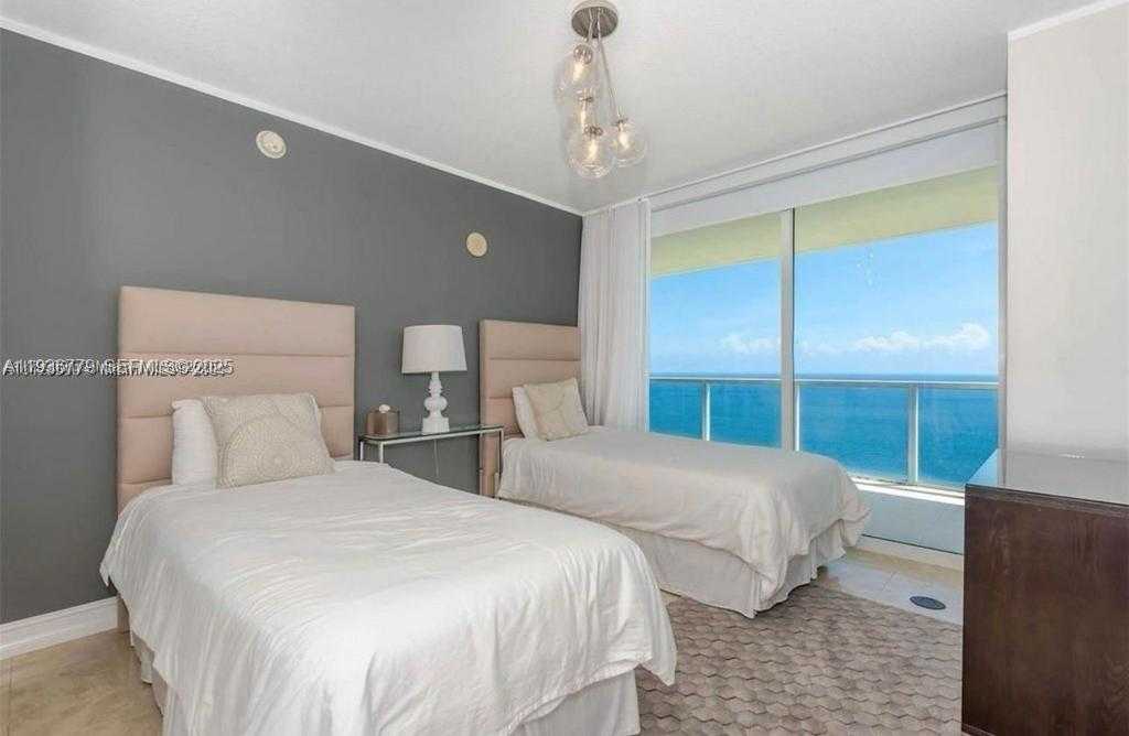 Small Image of 16699 COLLINS AVE #3902, Sunny Isles Beach Number 10