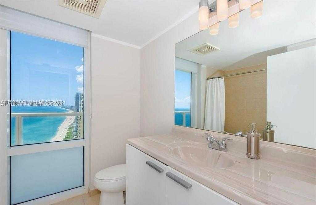Small Image of 16699 COLLINS AVE #3902, Sunny Isles Beach Number 13