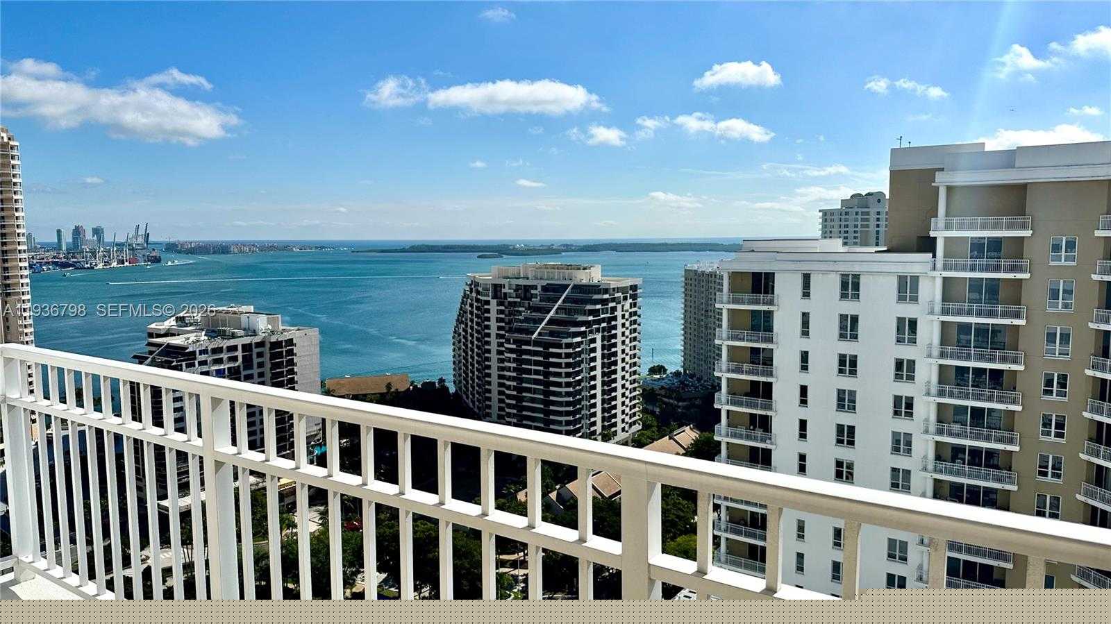 Small Image of 801 BRICKELL KEY BLVD #2707, Miami Number 12