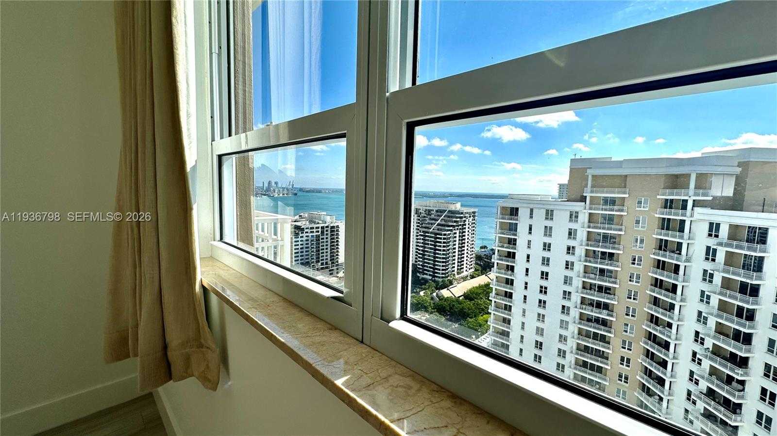 Small Image of 801 BRICKELL KEY BLVD #2707, Miami Number 17