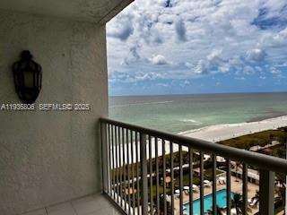 Small Image of 2655 COLLINS AVE #1710, Miami Beach Number 1