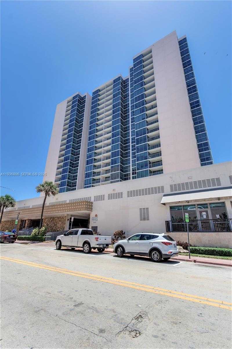 Small Image of 2655 COLLINS AVE #1710, Miami Beach Number 22
