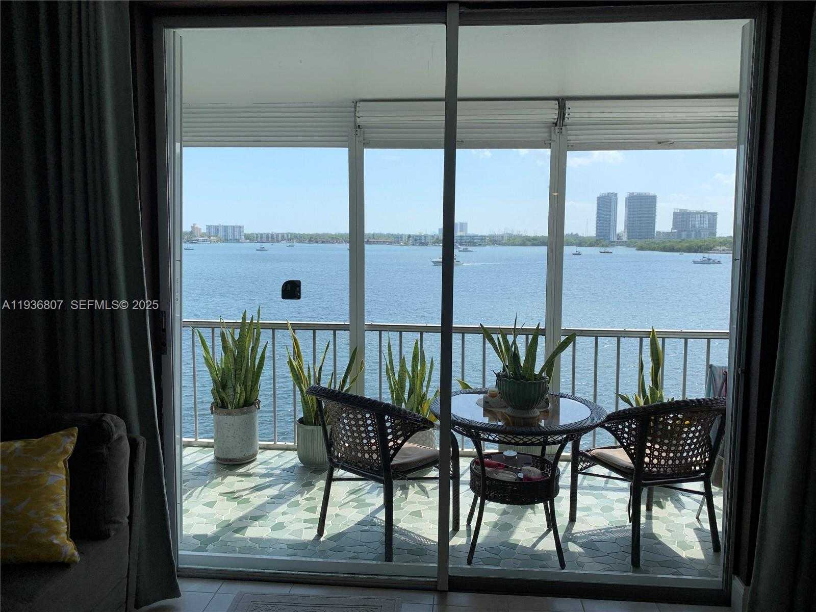 Small Image of 3000 MARCOS DR #P512, Aventura Number 15