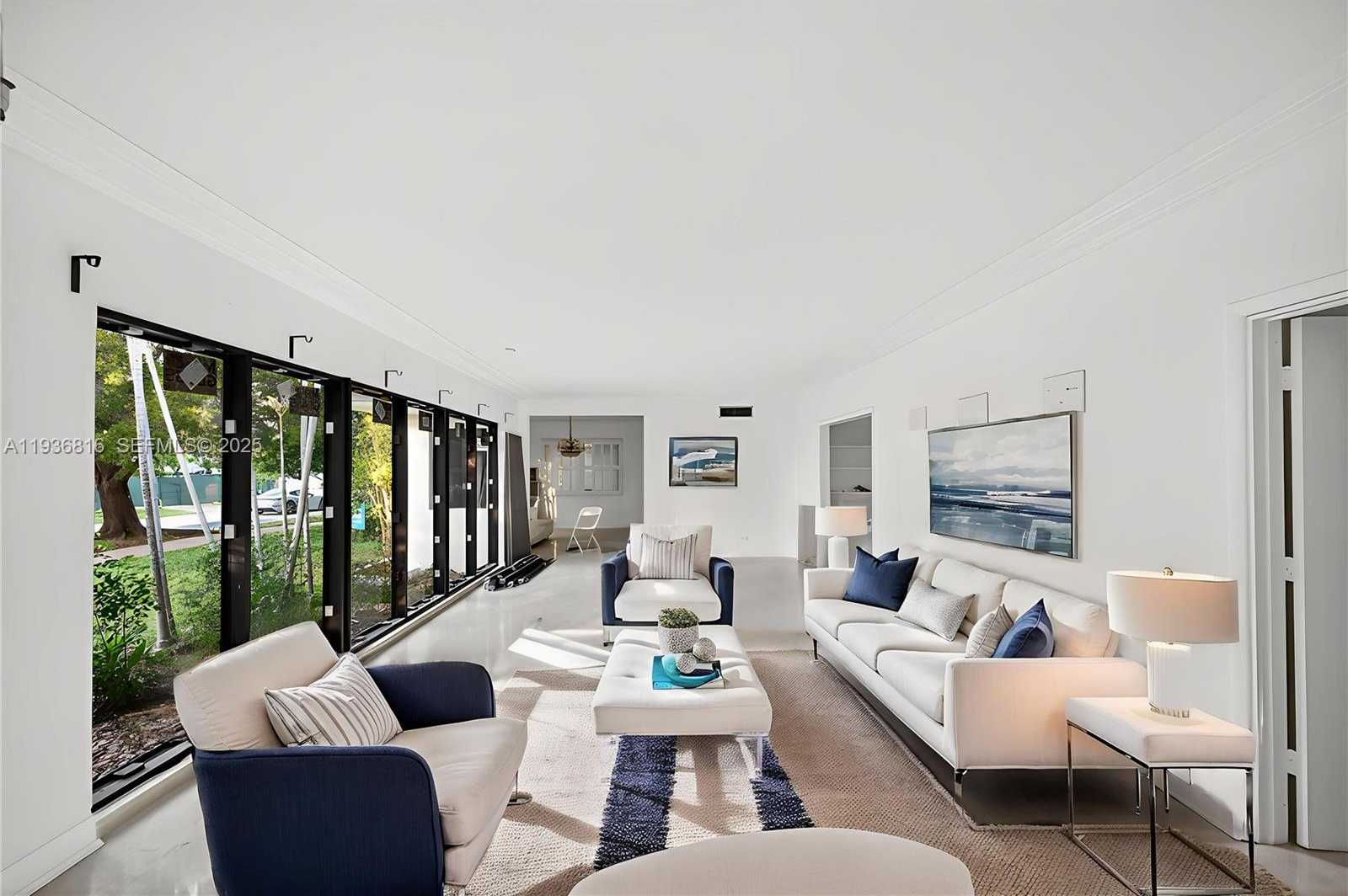 Imagen de Pequeño Objeto