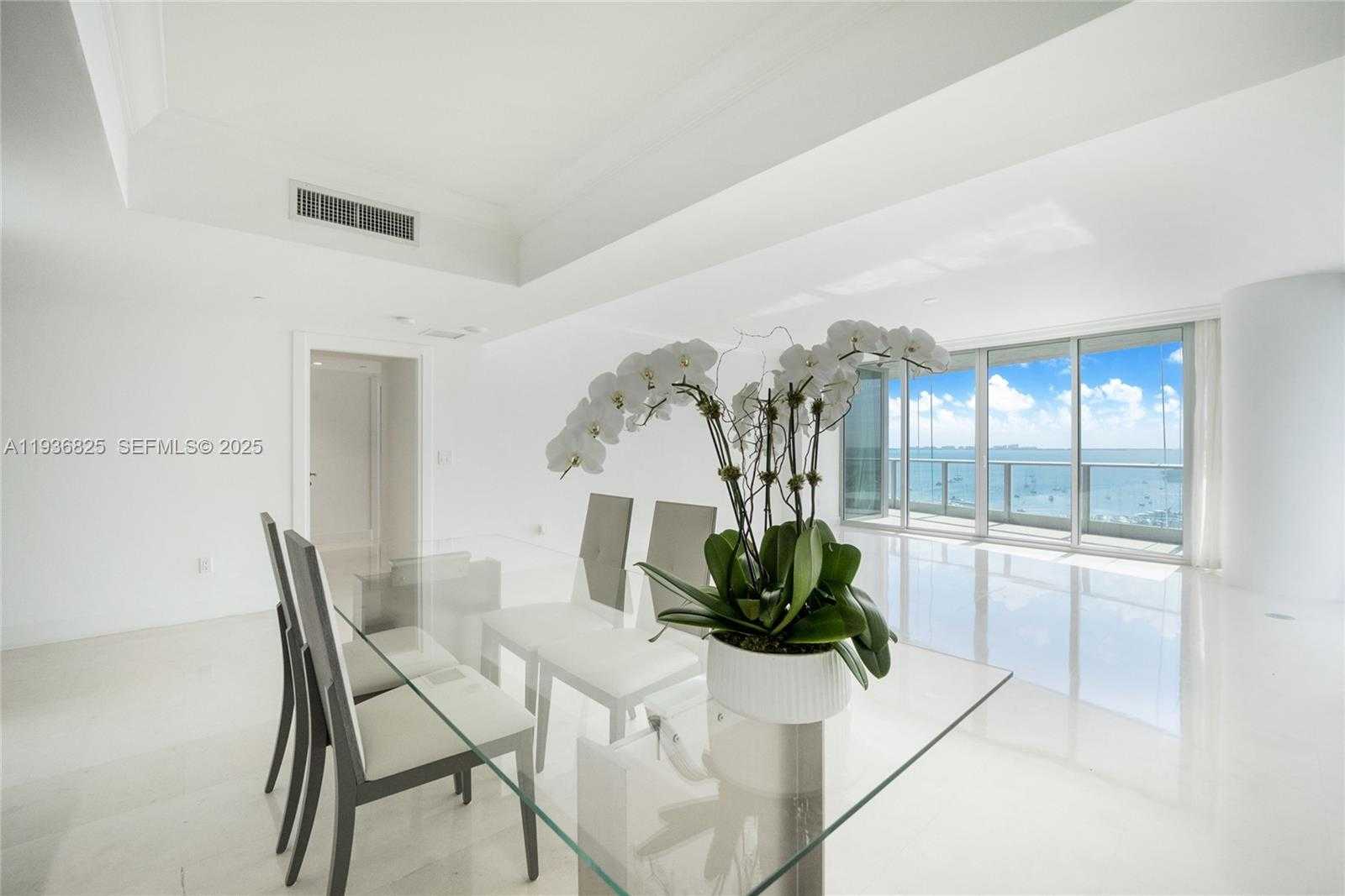 Small Image of 2627 SOUTH BAYSHORE DR #1602, Miami Number 4