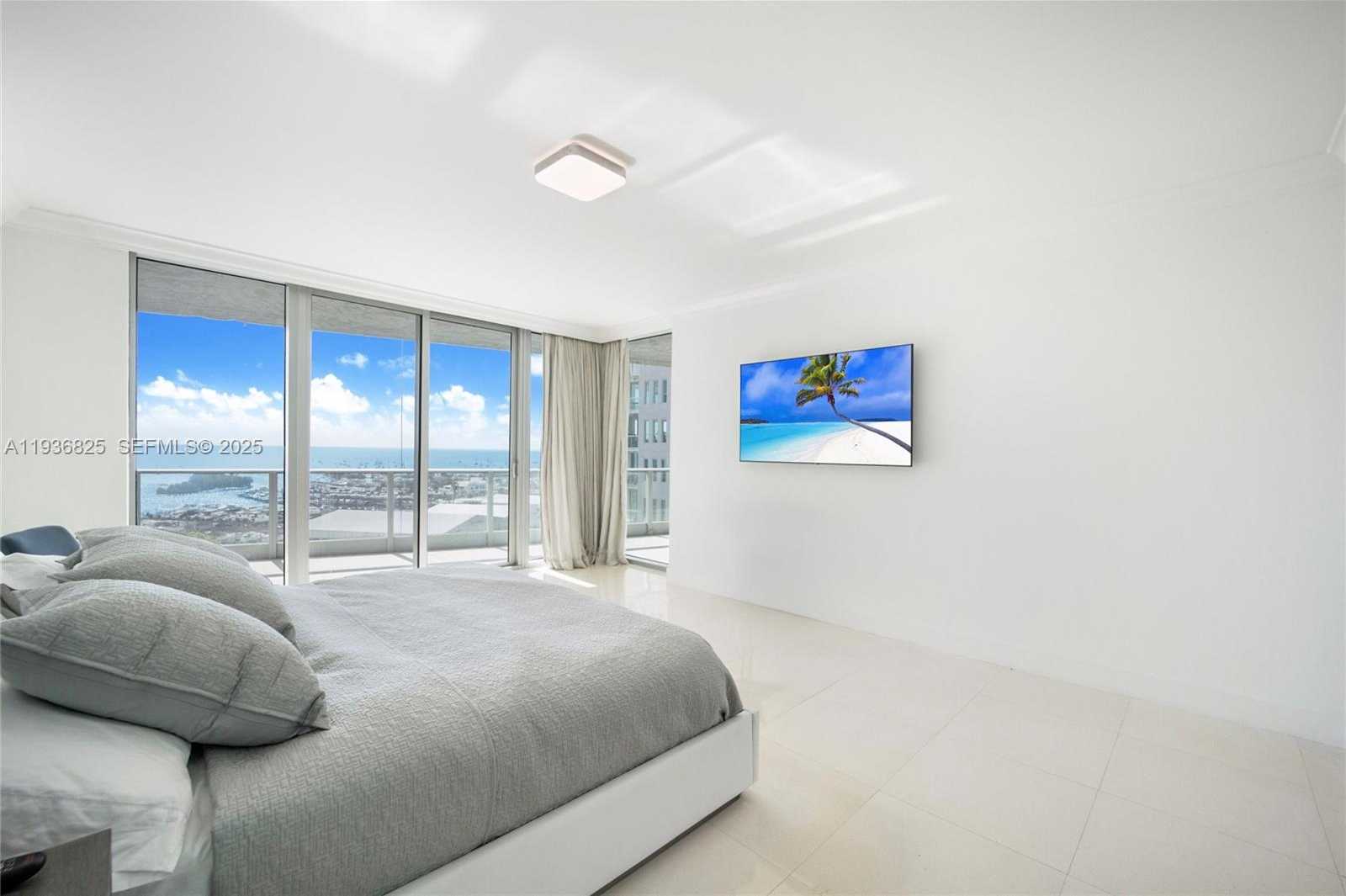 Small Image of 2627 SOUTH BAYSHORE DR #1602, Miami Number 9