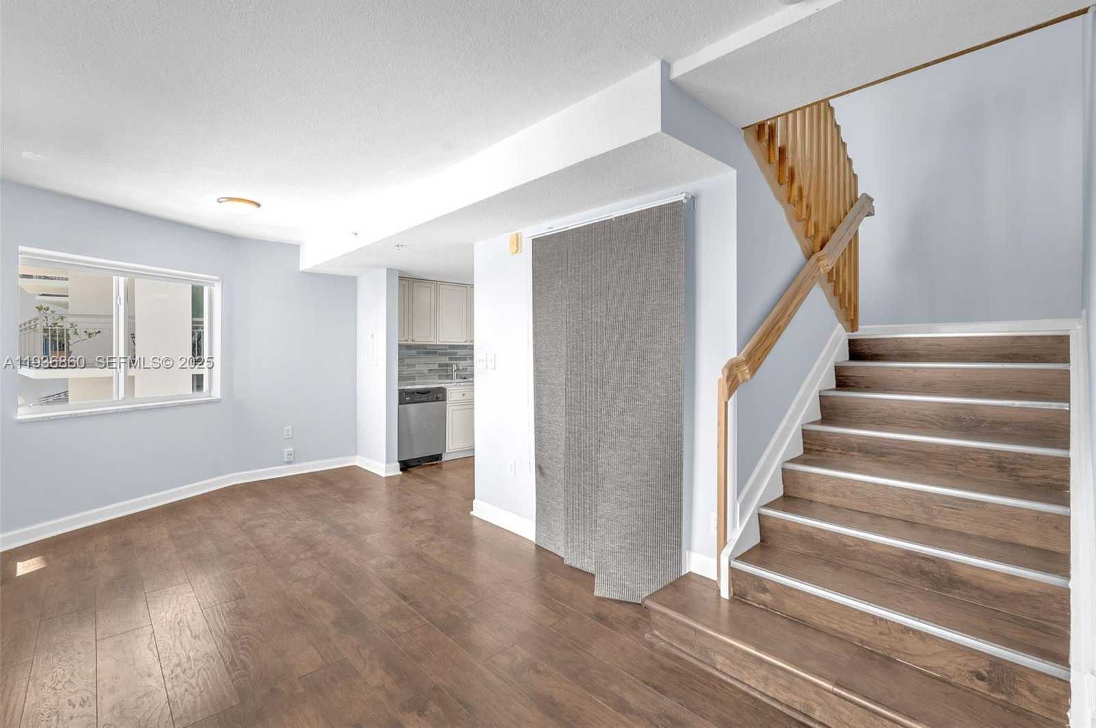 Small Image of 280 SOUTH WEST 20TH RD #904, Miami Number 10