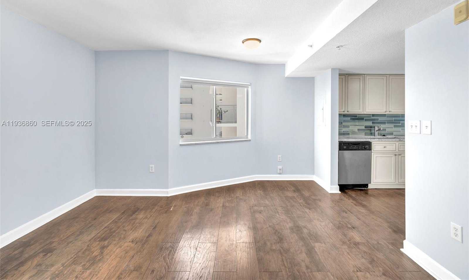 Small Image of 280 SOUTH WEST 20TH RD #904, Miami Number 13