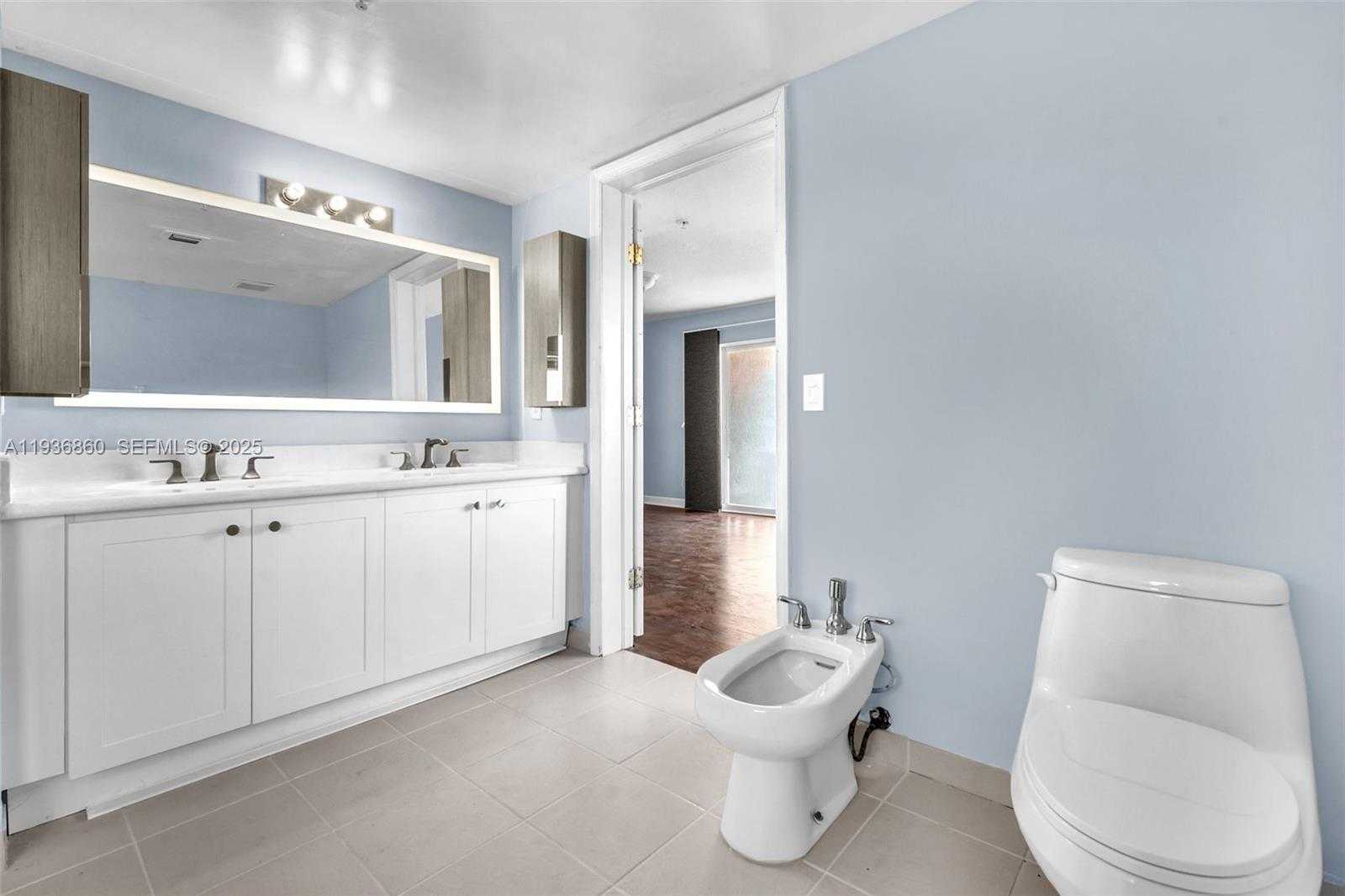 Small Image of 280 SOUTH WEST 20TH RD #904, Miami Number 22