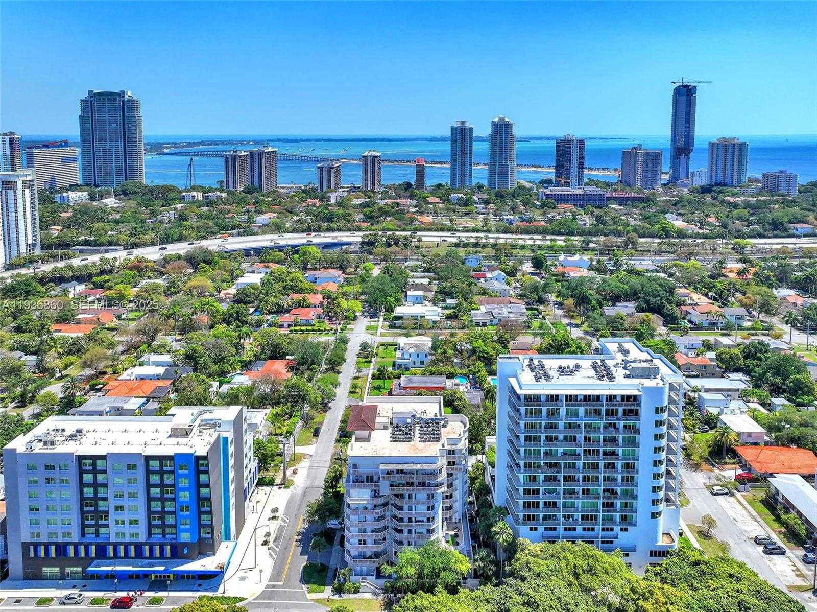 Small Image of 280 SOUTH WEST 20TH RD #904, Miami Number 27