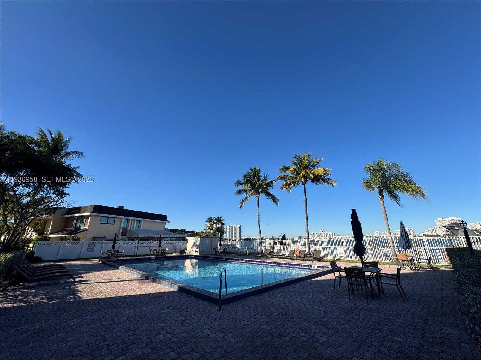 Small Image of 2821 NORTH MIAMI BEACH BLVD #5P, North Miami Beach Number 9