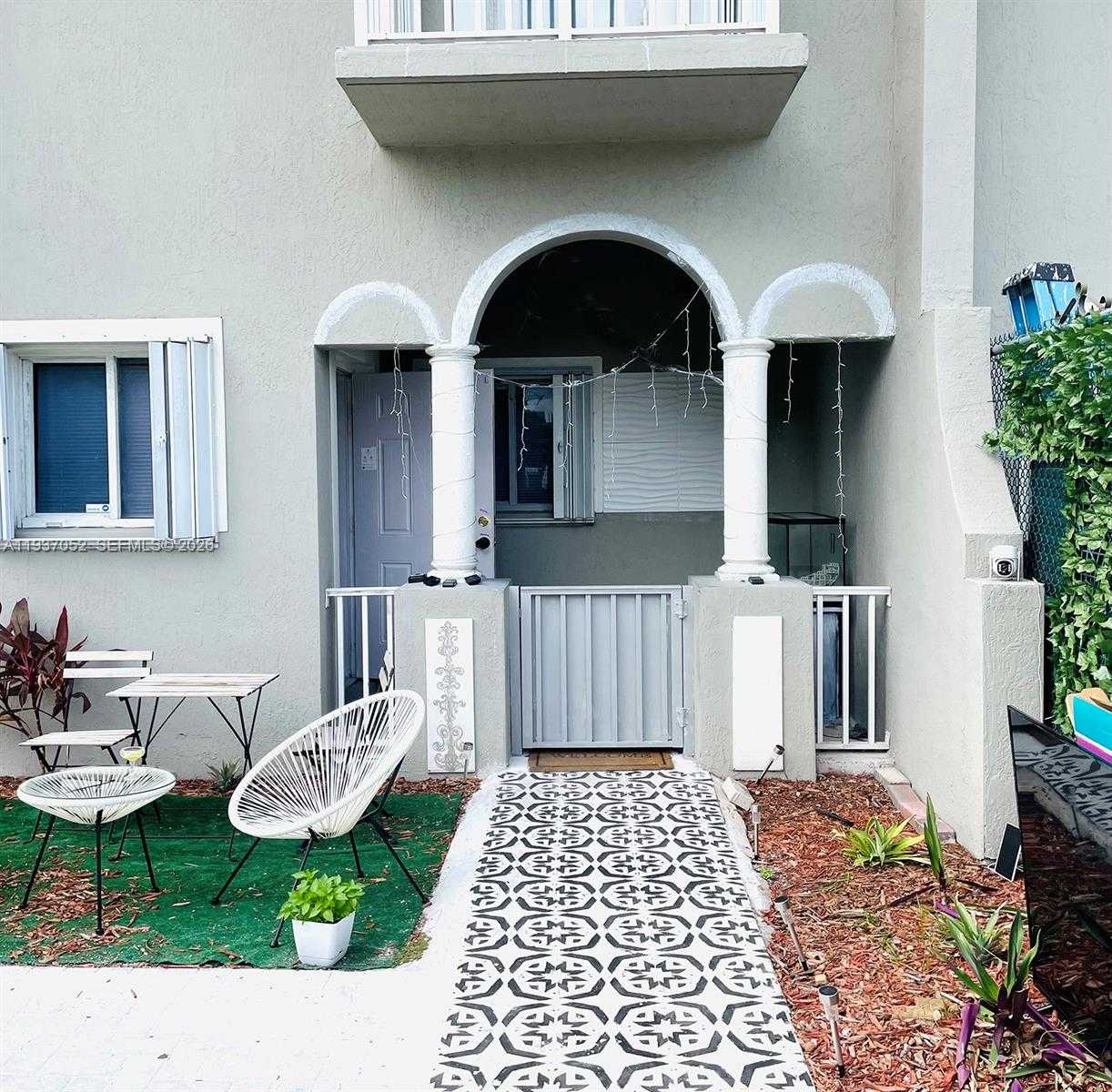 Small Image of 1102 NORTH WEST 26TH ST #1102, Miami Number 2