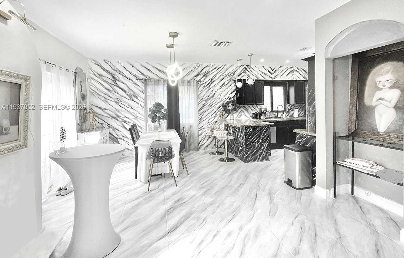 Small Image of 1102 NORTH WEST 26TH ST #1102, Miami Number 8