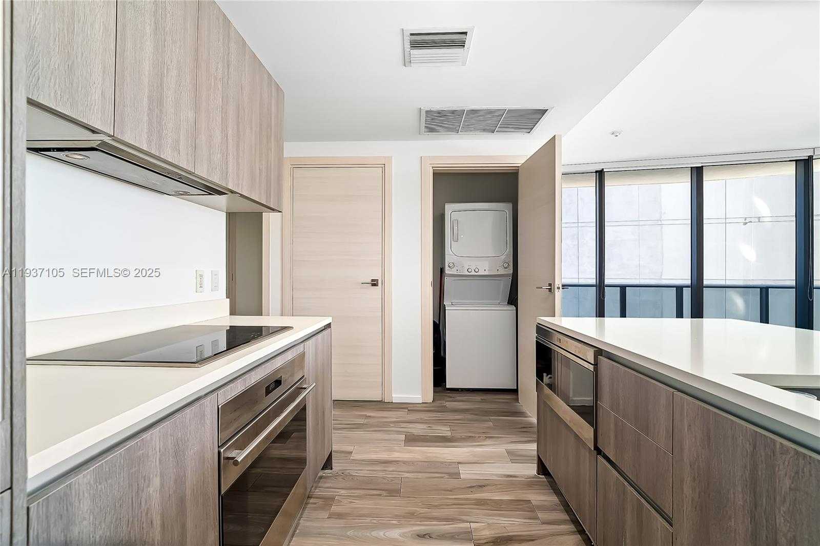 Small Image of 801 SOUTH MIAMI AVE #3704, Miami Number 6