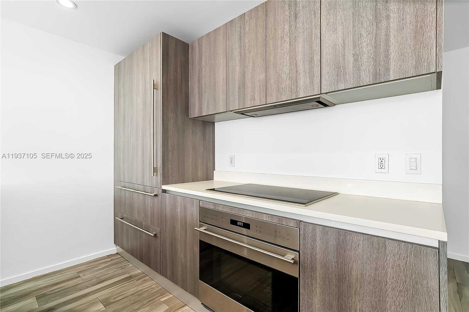 Small Image of 801 SOUTH MIAMI AVE #3704, Miami Number 7