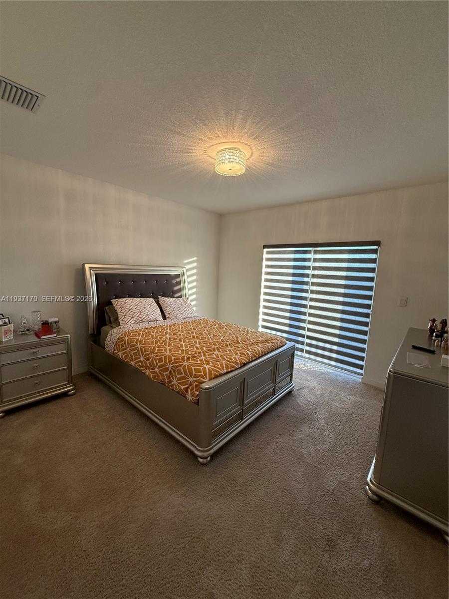 Small Image of 818 SOUTH EAST 19TH ST #818, Homestead Number 9