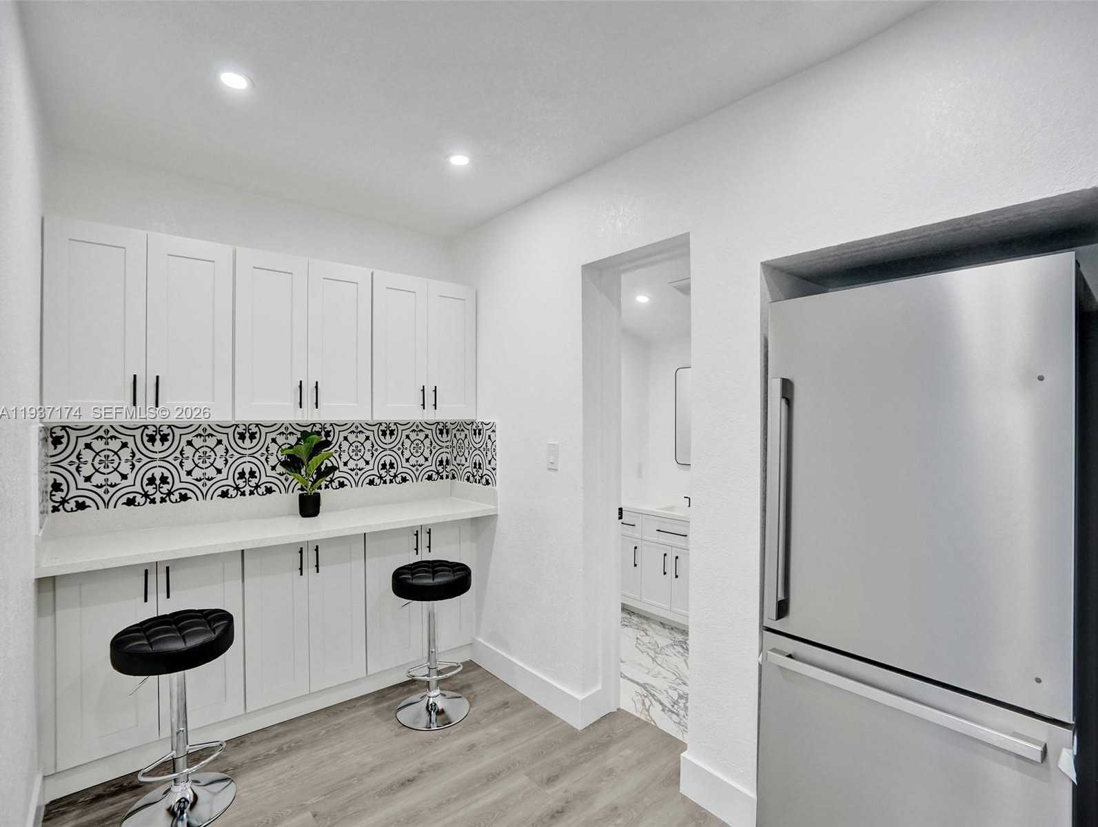 Small Image of 905 SOUTH WEST 22ND ST, Fort Lauderdale Number 12