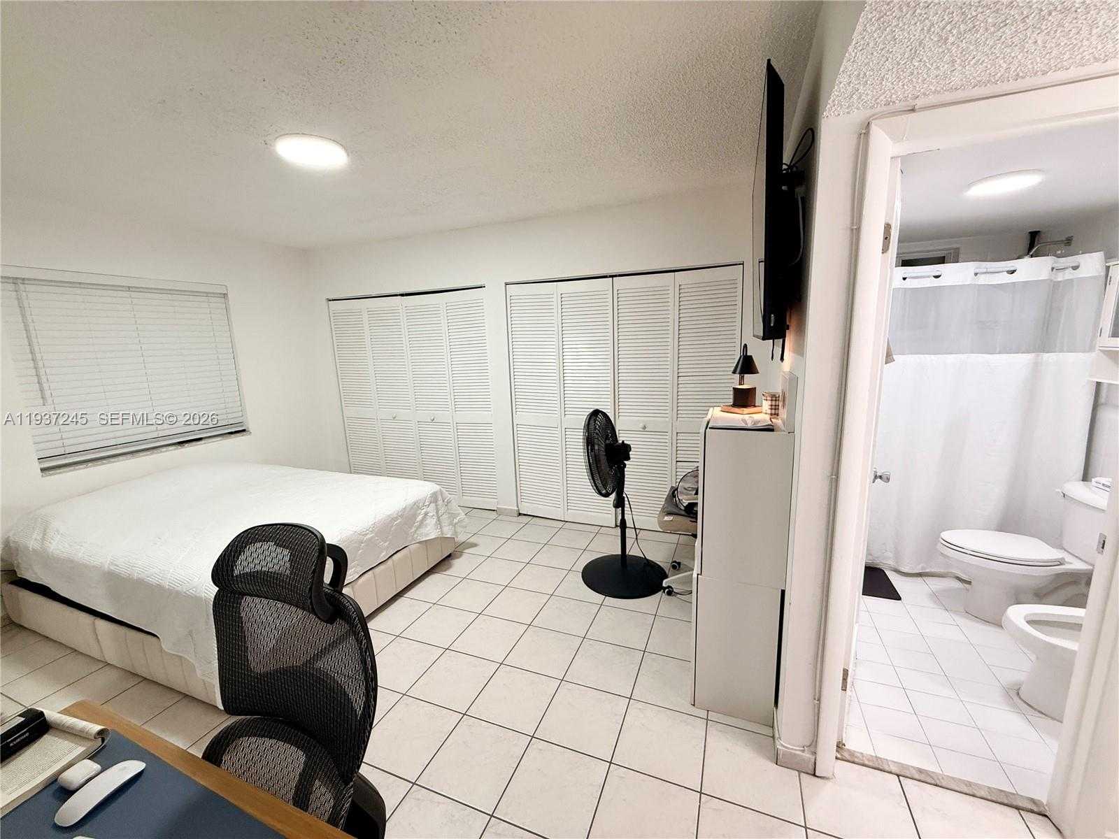 Small Image of 3262 WEST 70TH ST #101, Hialeah Number 17