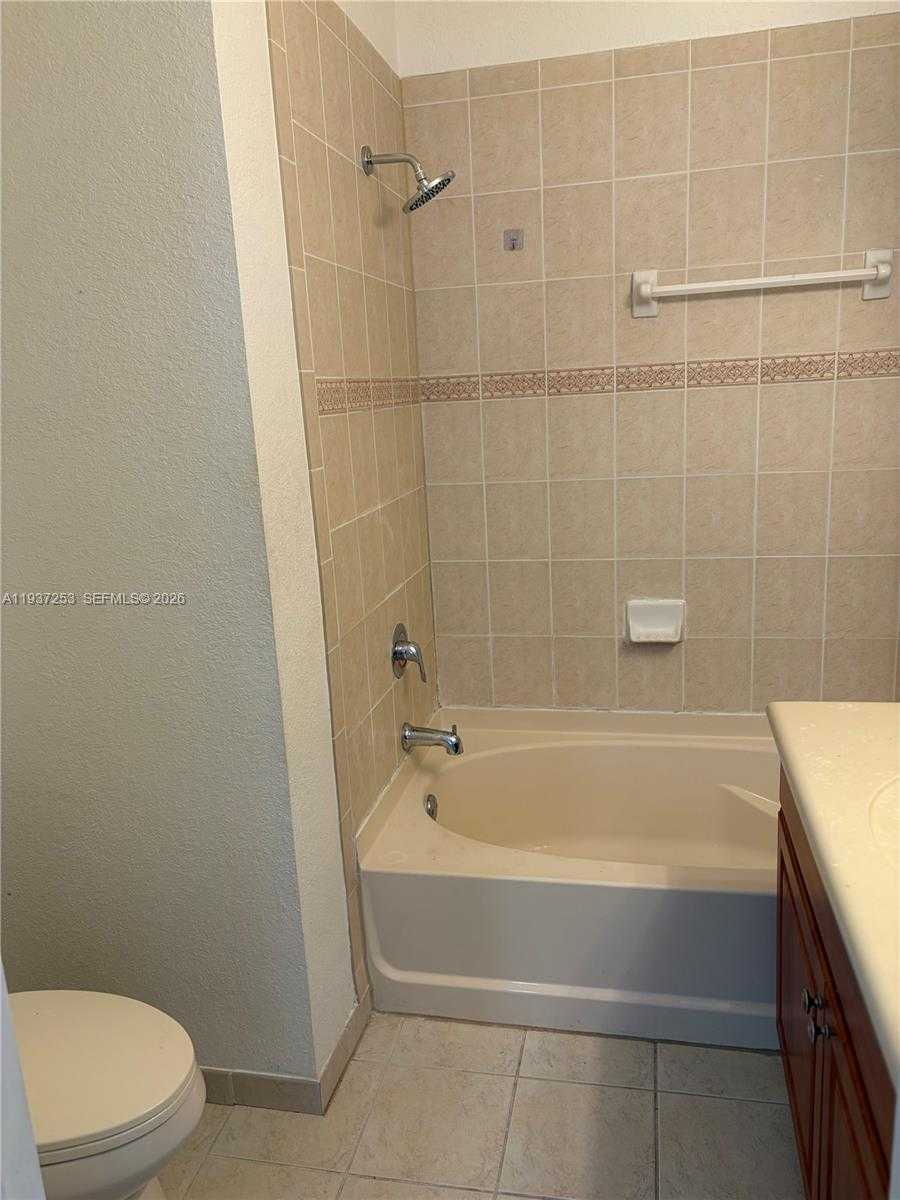 Small Image of 10901 NORTH WEST 83RD ST #205, Doral Number 11