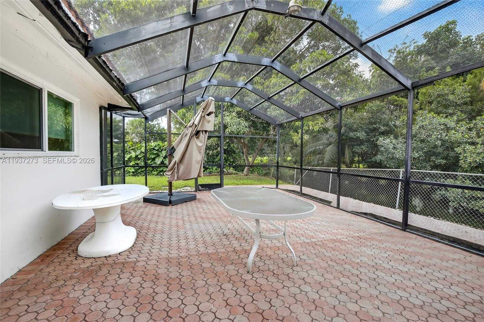 Small Image of 2500 NORTH EAST 209TH TER, Miami Number 32