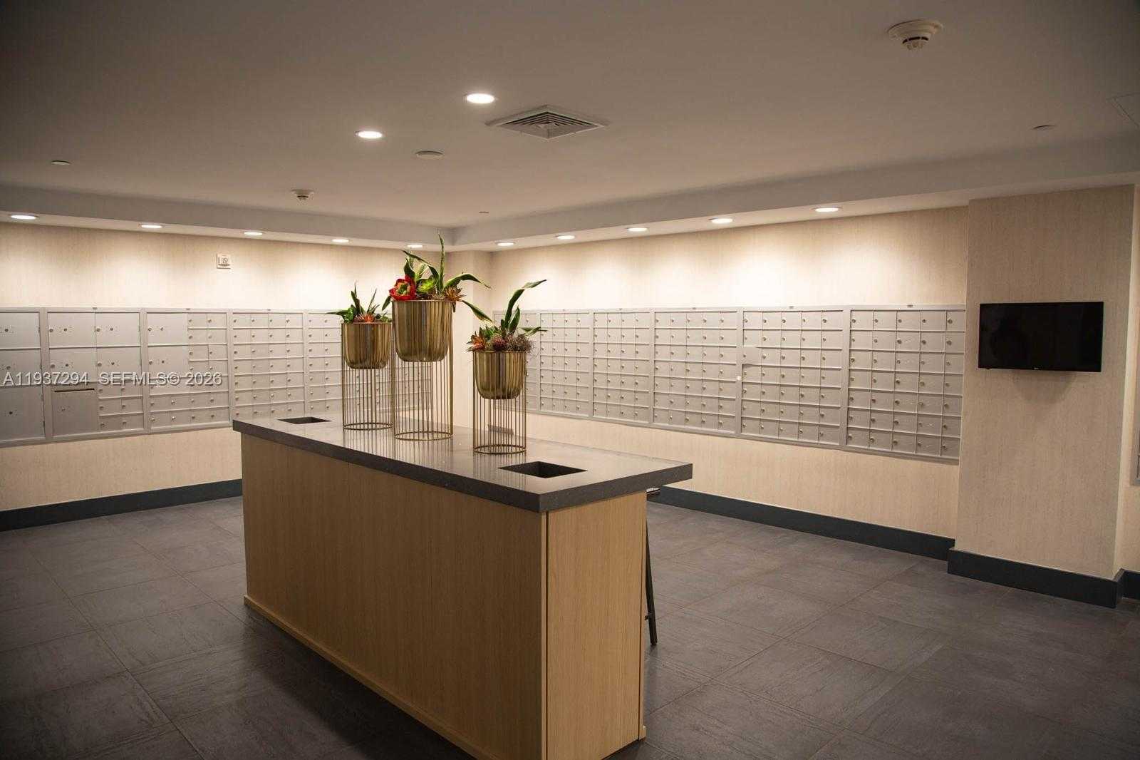 Small Image of 90 SOUTH WEST 3RD ST #2703, Miami Number 19