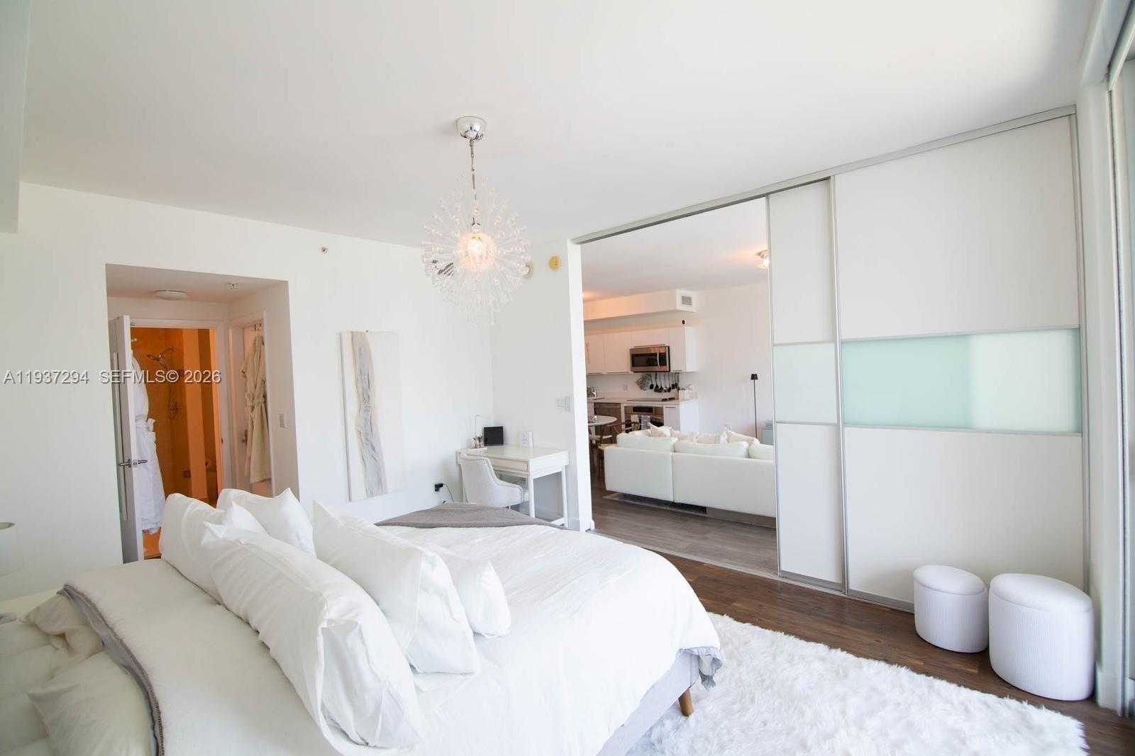 Small Image of 90 SOUTH WEST 3RD ST #2703, Miami Number 9