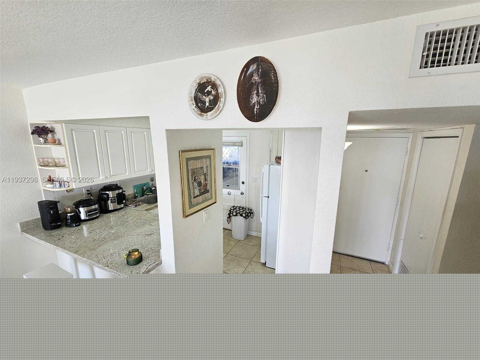 Small Image of 3000 MARCOS DR #P102, Aventura Number 12