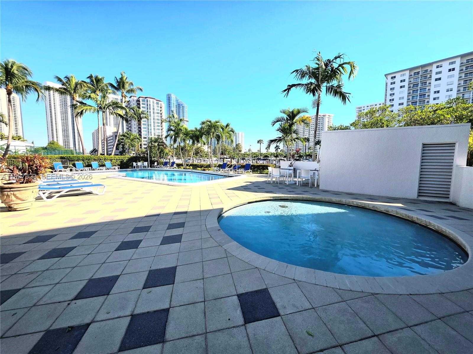 Small Image of 310 POINCIANA DR #802, Sunny Isles Beach Number 11