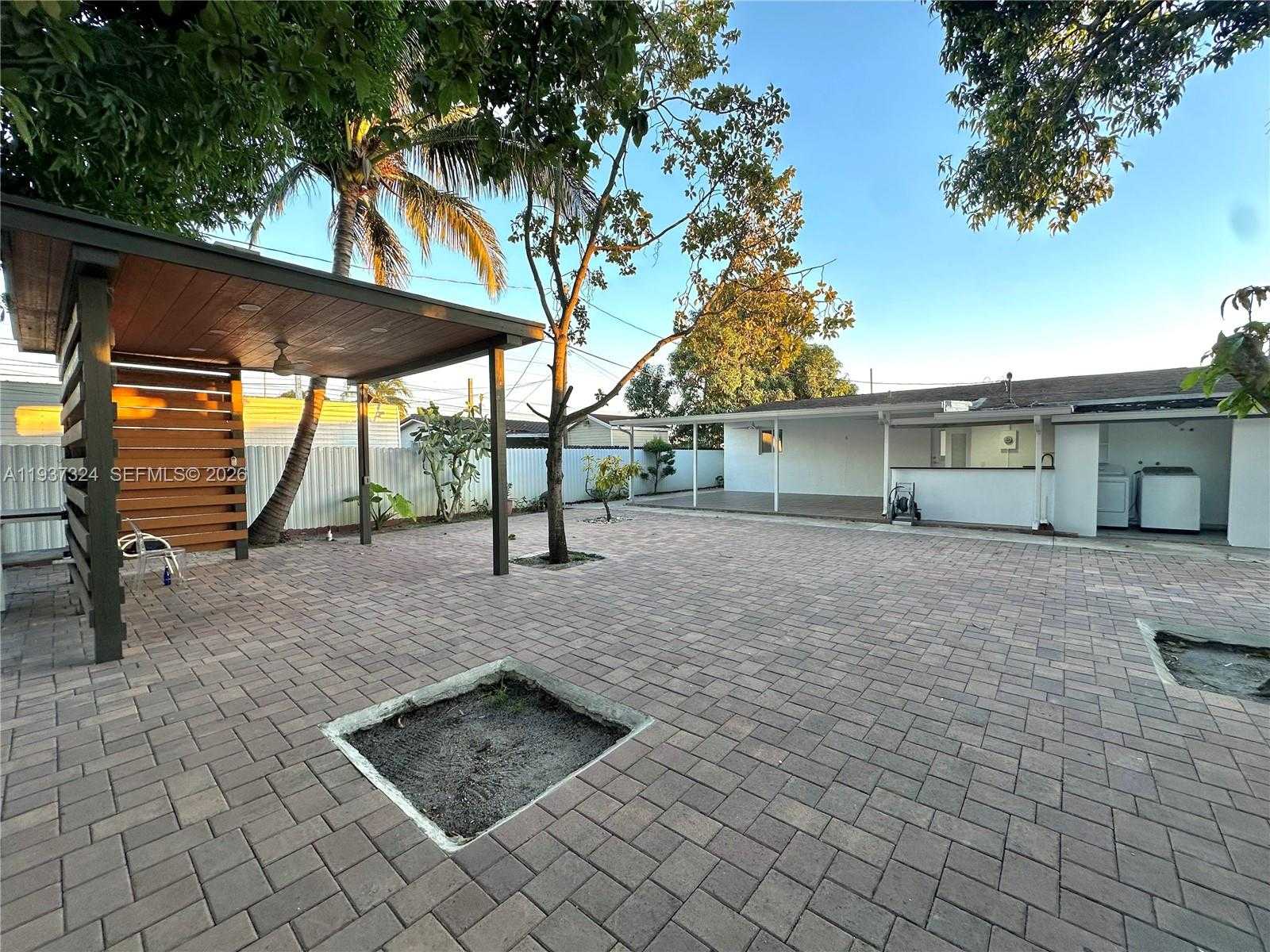 Small Image of 1211 WEST 34TH ST, Hialeah Number 12