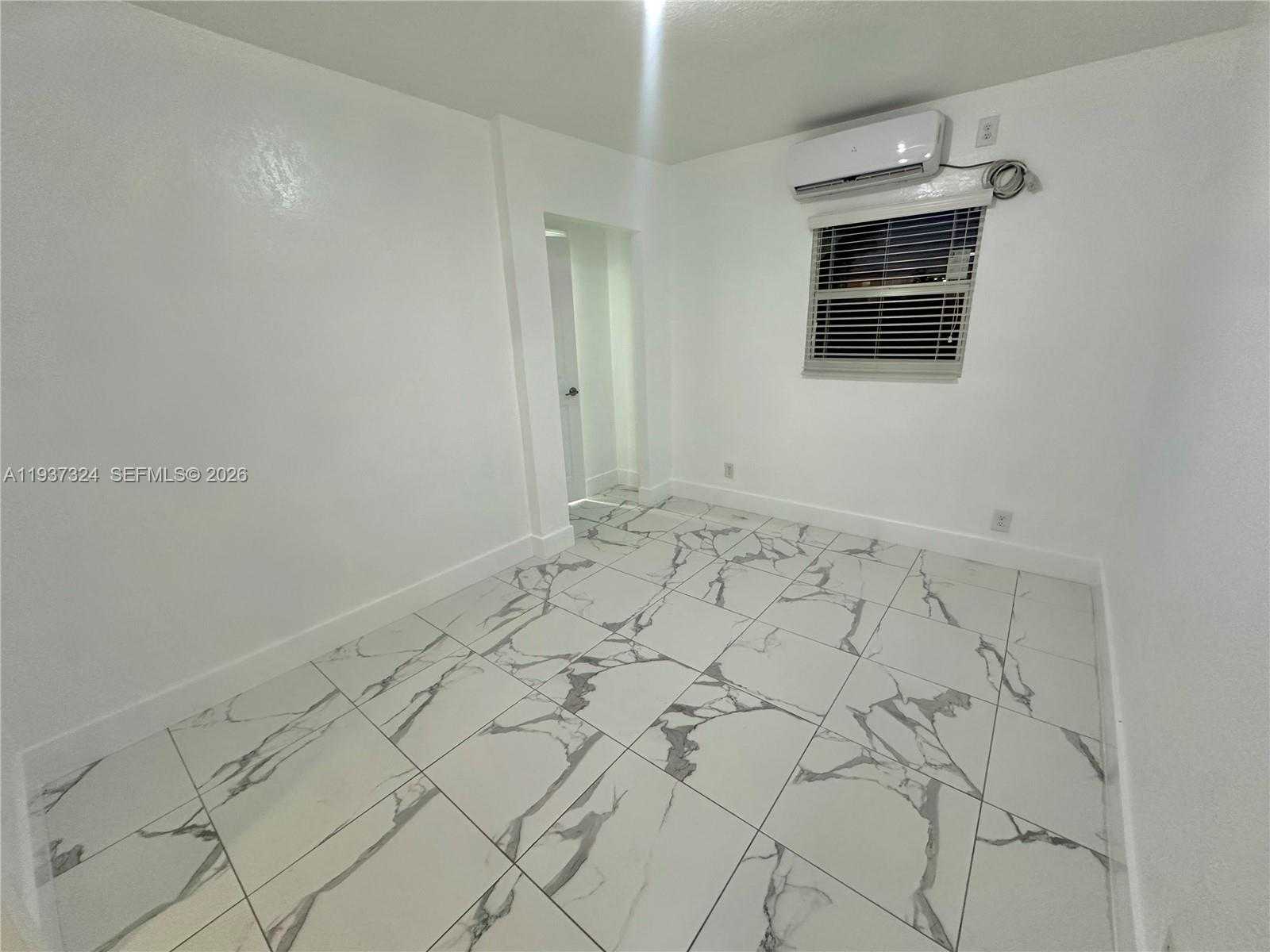 Small Image of 1211 WEST 34TH ST, Hialeah Number 16