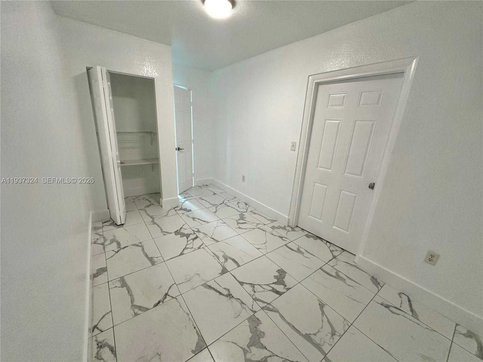 Small Image of 1211 WEST 34TH ST, Hialeah Number 17